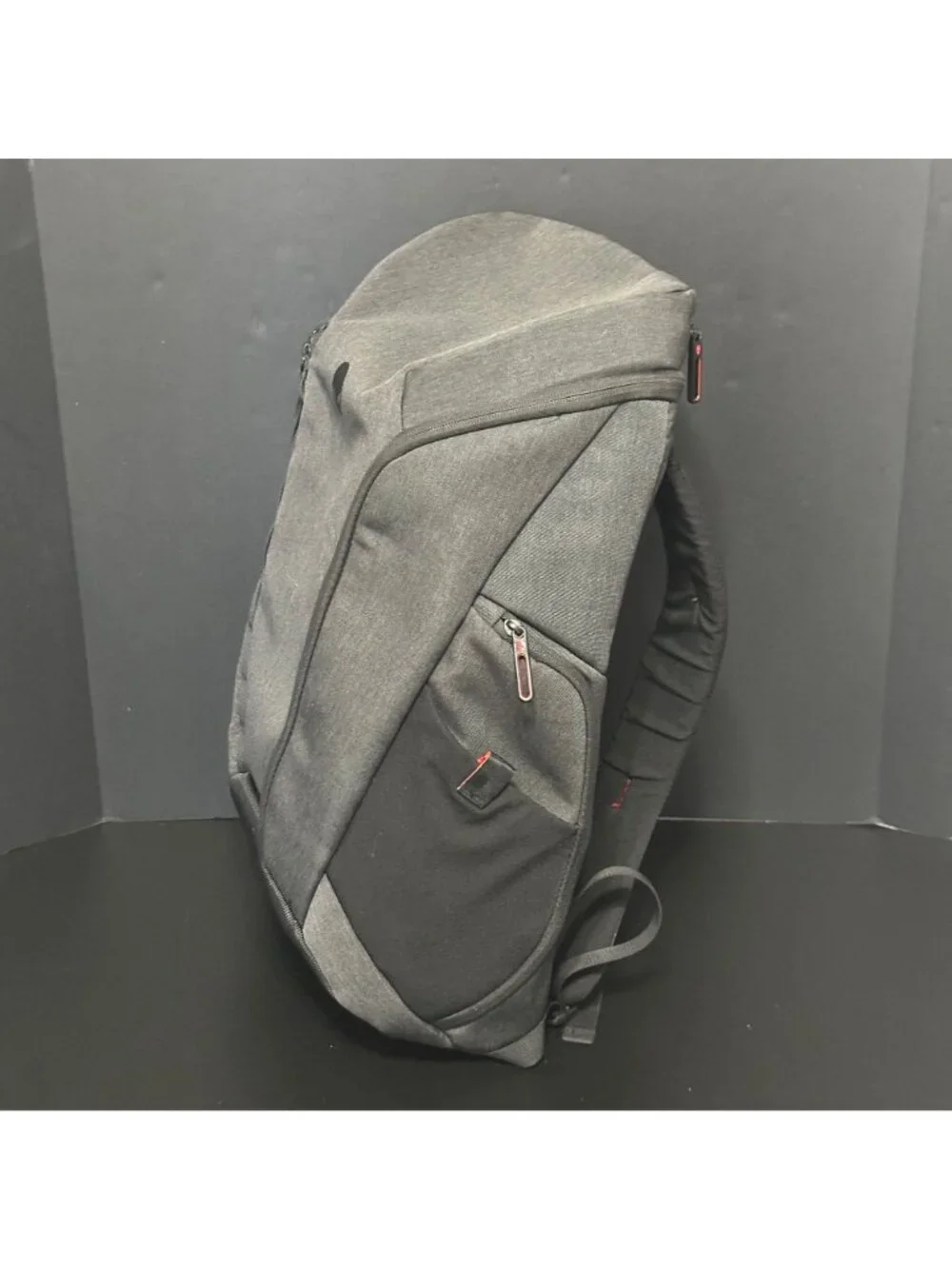 ALIENWARE ELITE Backpack AWM17BPE Mobile Edge Ultimate Gamer Bag Dark Gray 28L